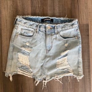 Express distressed skirt